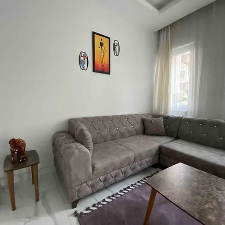 Cosy Apt. Near Heart Of شقة