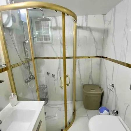 شقة Cosy Apt. Near Heart Of ألانيا