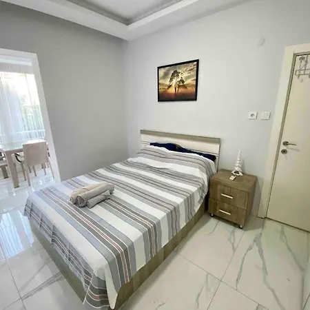 شقة Cosy Apt. Near Heart Of