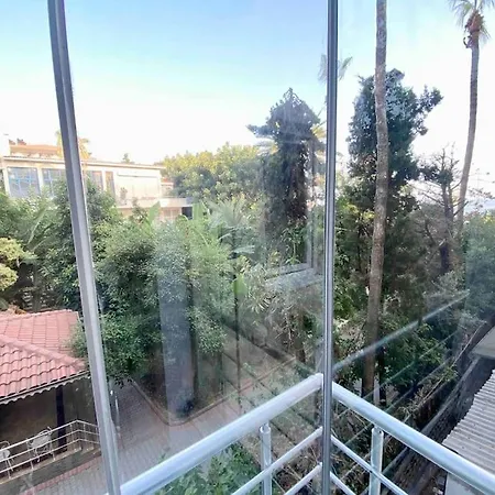Cosy Apt. Near Heart Of * ألانيا