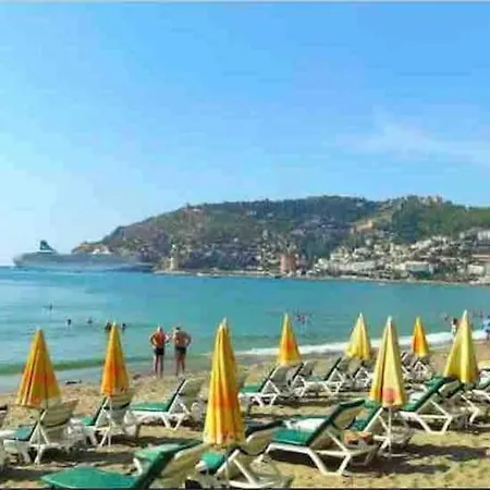 Cosy Apt. Near Heart Of * Alanya